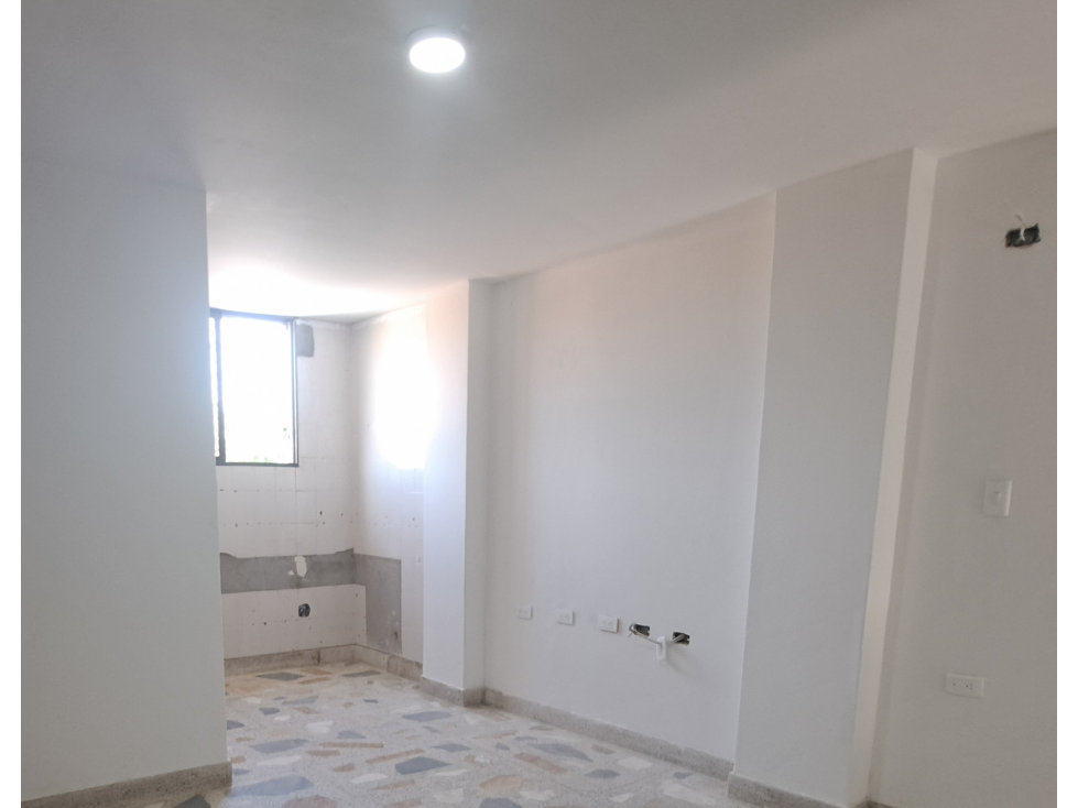 HOTEL ARRIENDO AVENIDA LUIS CARLOS GALÁN - 1