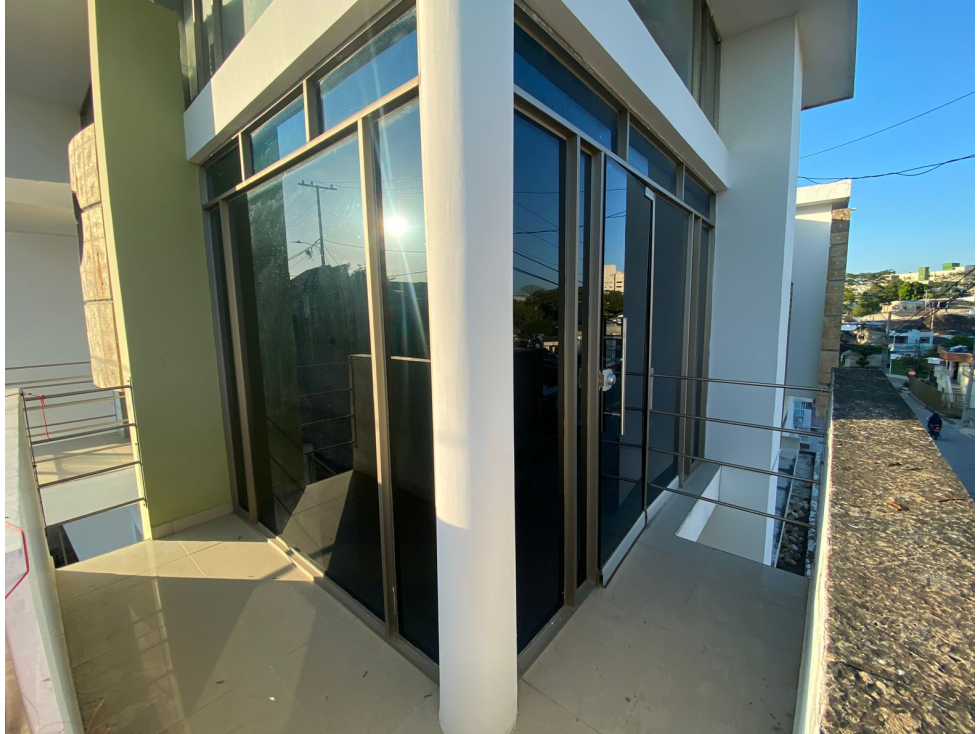 CASA PARA VENTA BARRIO LA MARIA — foto 4