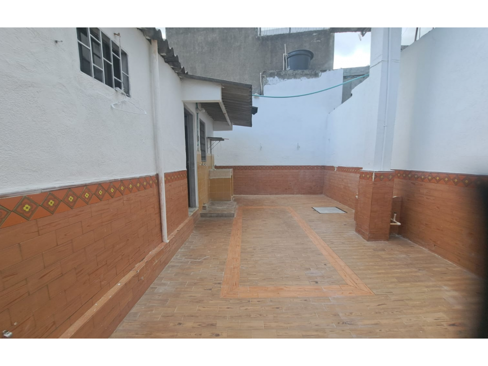 CASA EN ARRIENDO BARRIO FLORENCIA — foto 2