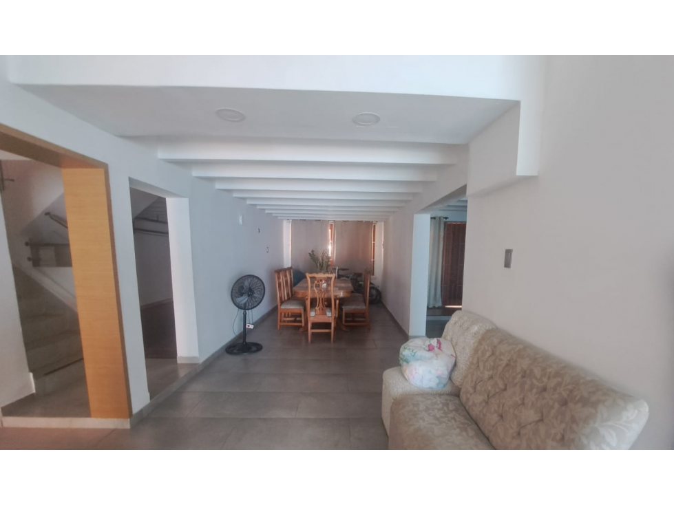 CASA VENTA BARRIO LA PALMA - 2