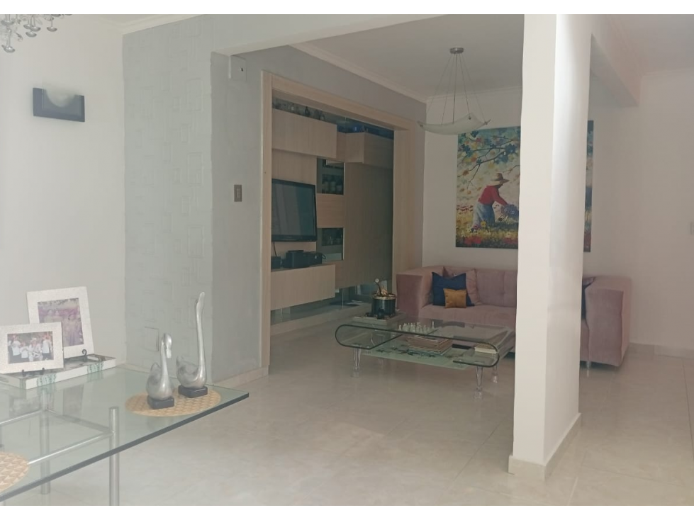 CASA PARA VENTA BARRIO LOS ALPES - 4