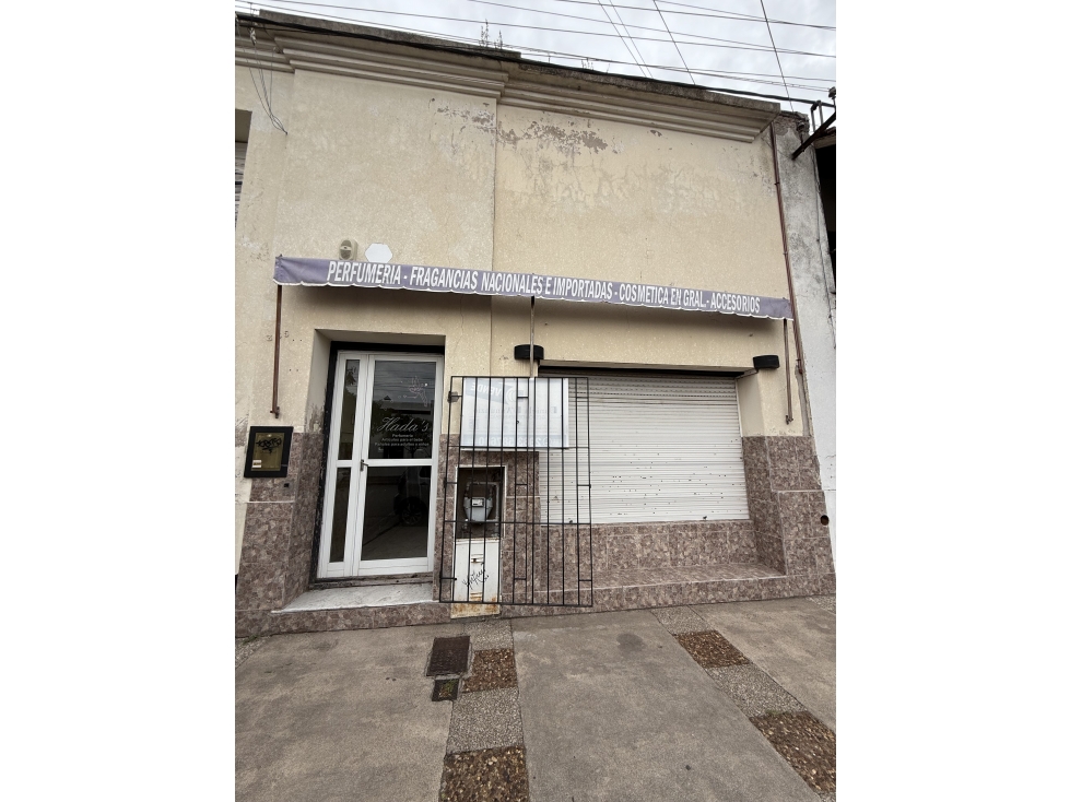 SALÓN EN VENTA - 1