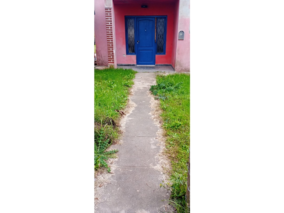 VENDEMOS CASA EN ORENSE - 2