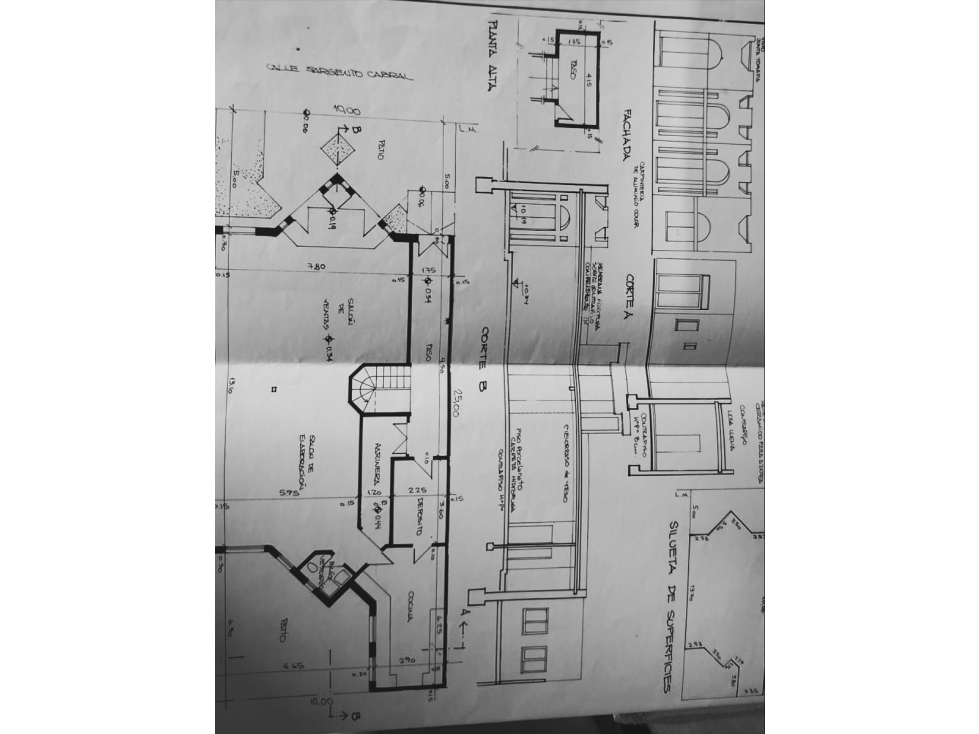 VENDEMOS LOCAL COMERCIAL - 3