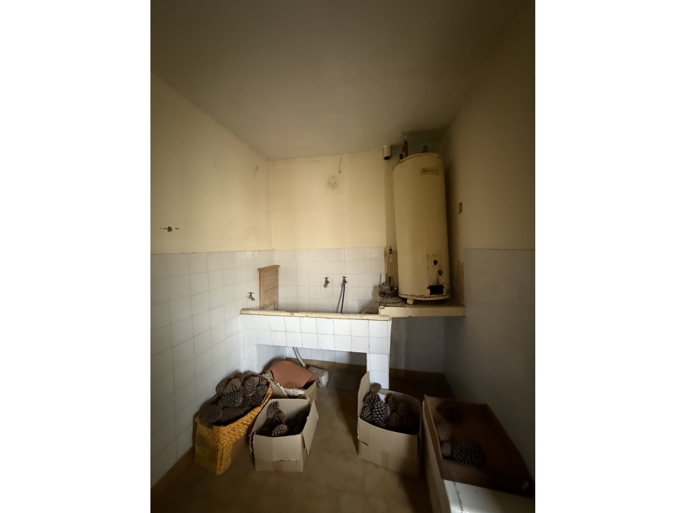SALÓN EN VENTA - 6