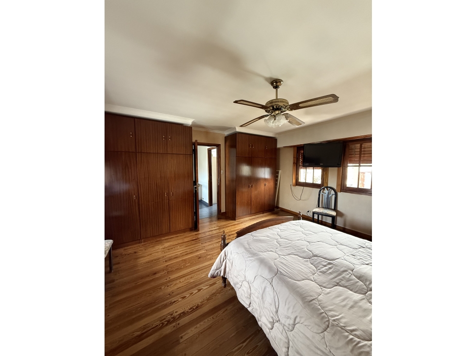 AMPLIO CHALET EN VENTA — foto 6