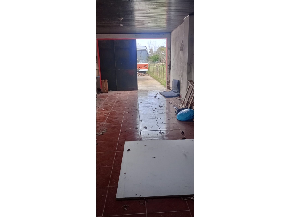 VENDEMOS CASA EN ORENSE - 6
