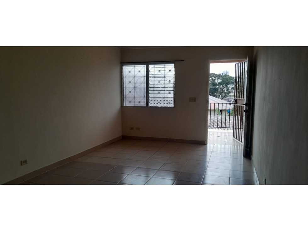 ALQUILAMOS APARTAMENTO A POCOS MINUTOS DE LA 12 OCTUBRE - 2