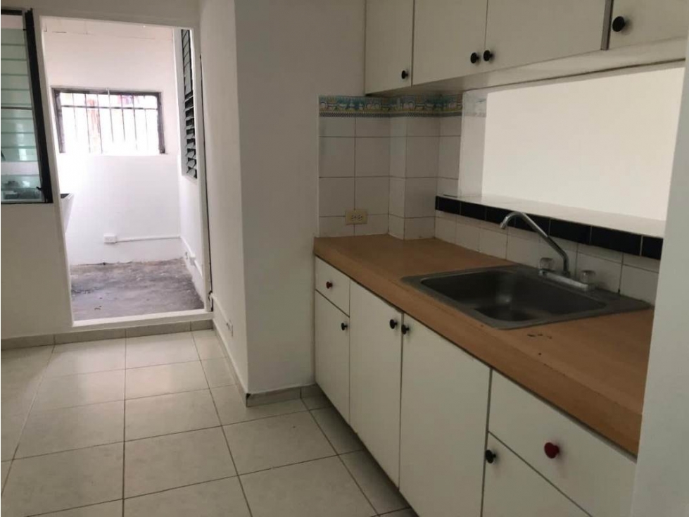 ALQUILER DE APARTAMENTO EN FERNANDEZ DE CORDOBA- VISTA HERMOSA — foto 3