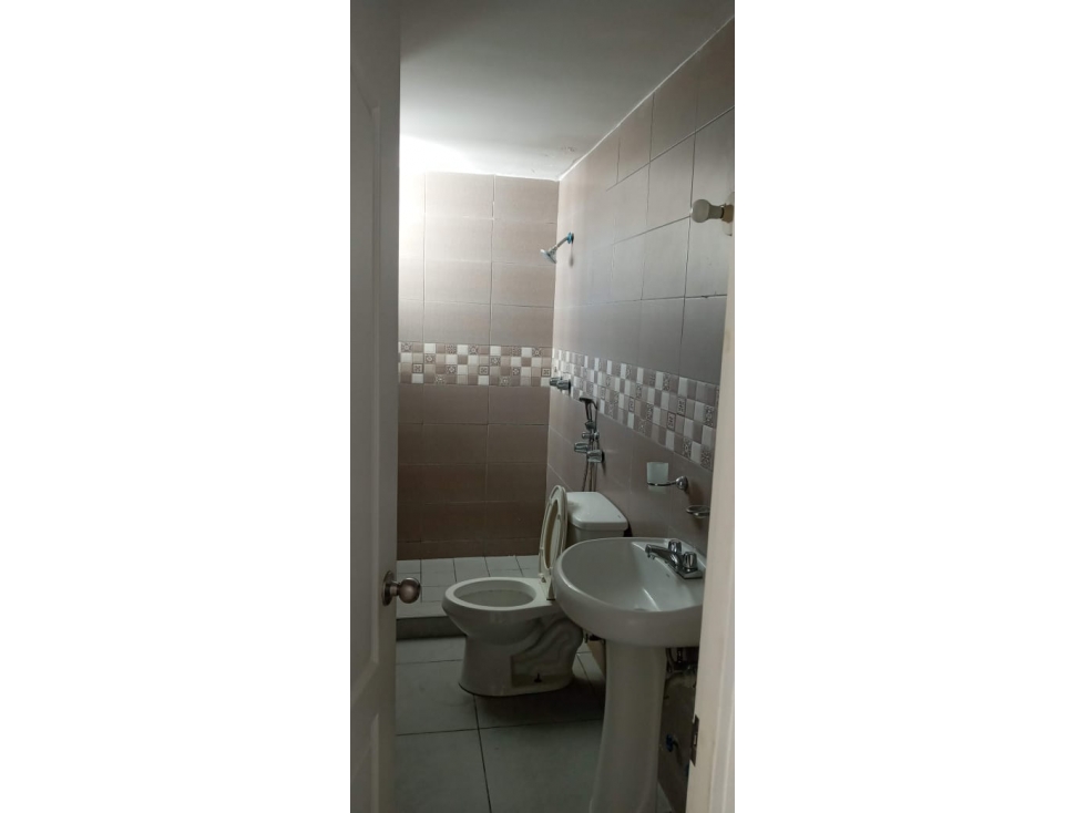 ALQUILER DE APARTAMENTO PARQUE LEFEVRE — foto 5