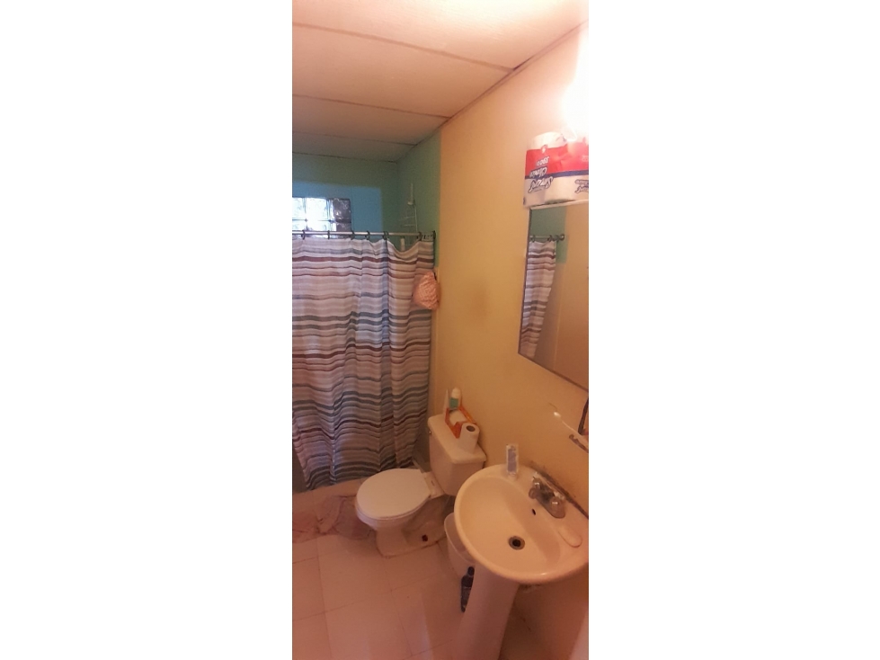 VENTA DE CASA PARQUE REAL - 6