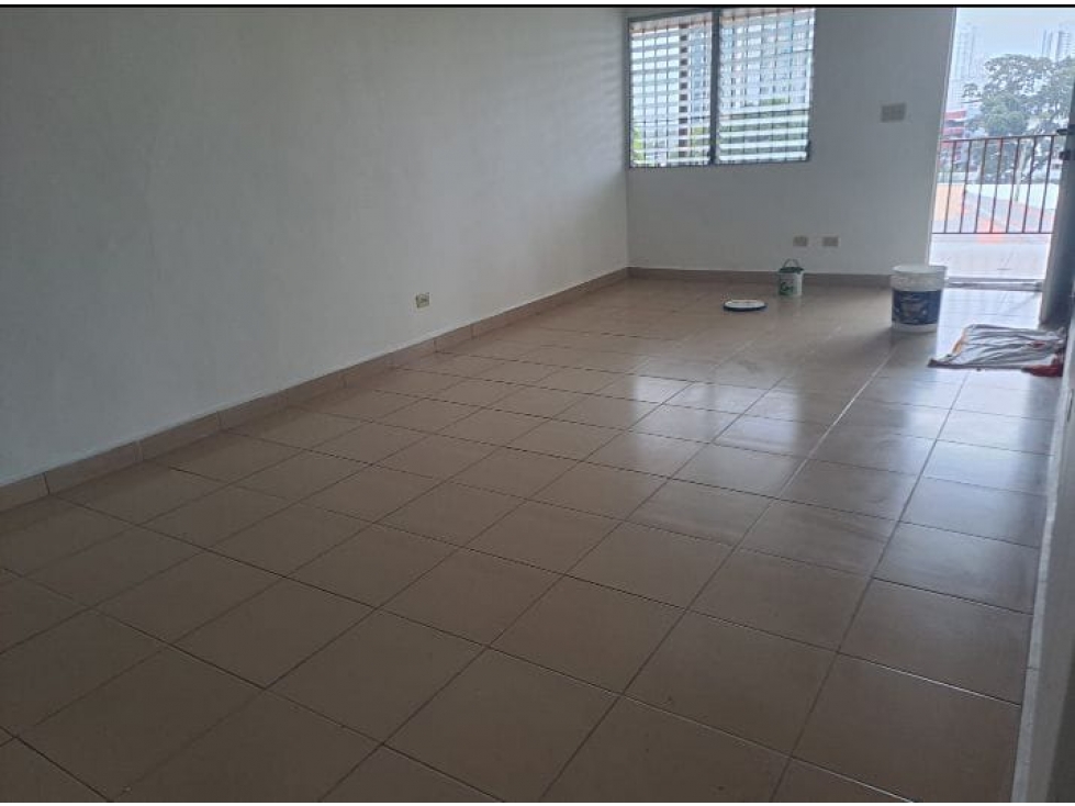 ALQUILAMOS APARTAMENTO A POCOS MINUTOS DE LA 12 OCTUBRE - 4