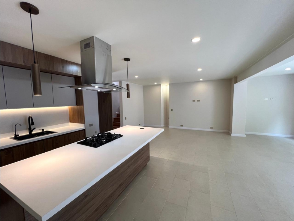 VENTA HERMOSA CASA DE LUJO- EL POBLADO l 190m2 — foto 6