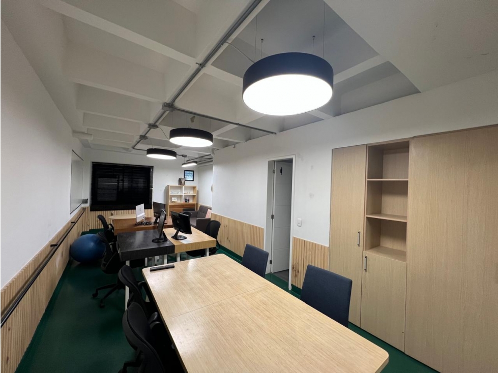 Oficina en venta/Alquiler, excelente ubicación Conquistadores — foto 2