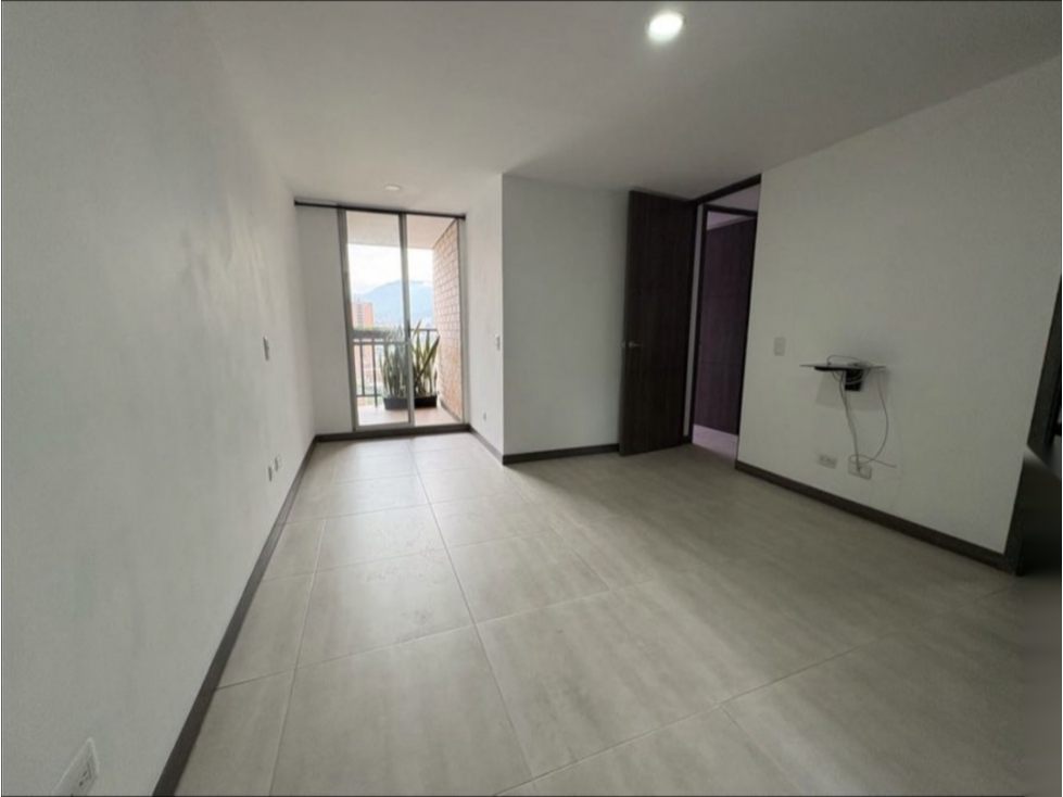 Apartamento para la venta en sabaneta sector aves Maria — foto 3