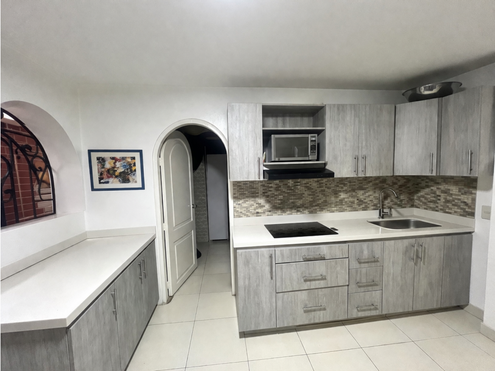 Apartamento en venta en Envigado 122m2 Sector El Portal — foto 3