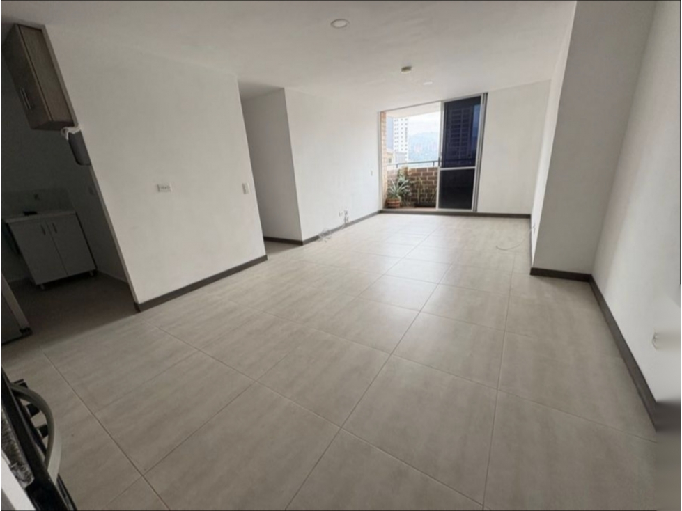 Apartamento para la venta en sabaneta sector aves Maria — foto 2