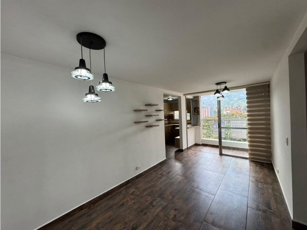 VENTA DE APARTAMENTO EN ENVIGADO SECTOR LAS ANTILLAS 61 M2 CON VISTA