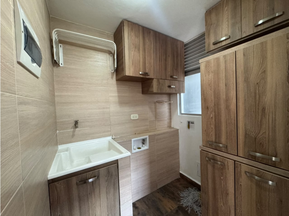 VENTA DE APARTAMENTO EN ENVIGADO SECTOR LAS ANTILLAS 61 M2 CON VISTA — foto 4