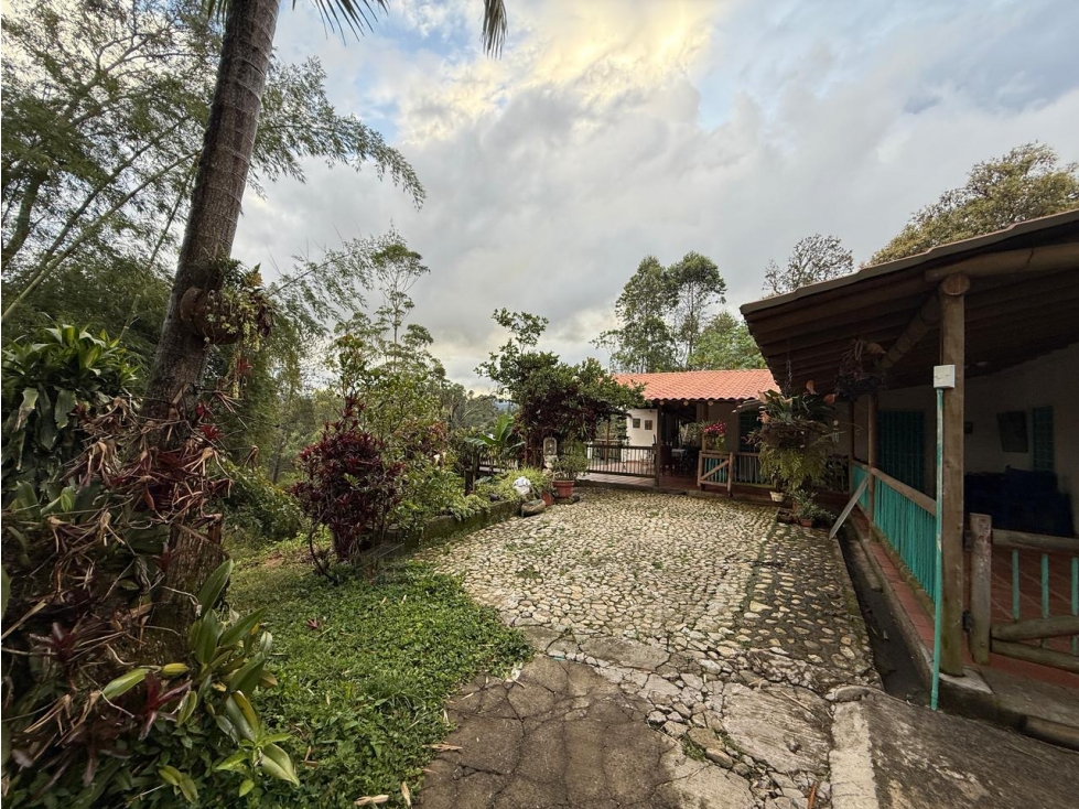 Venta de finca en Guarne con un entorno natural privilegiado — foto 2