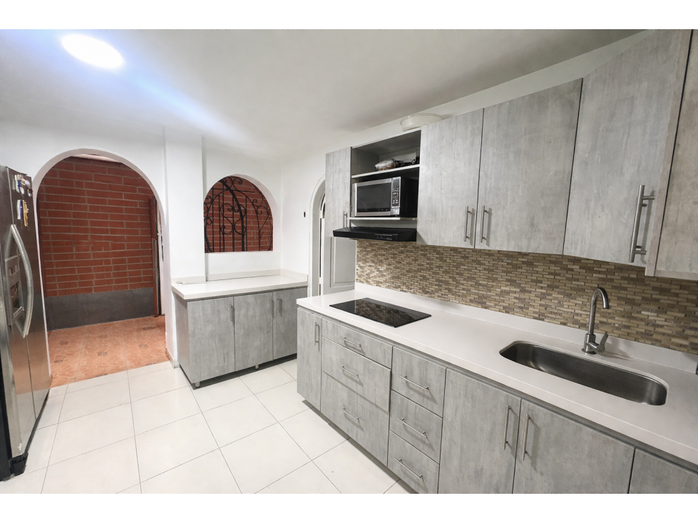 Apartamento en venta en Envigado 122m2 Sector El Portal — foto 4