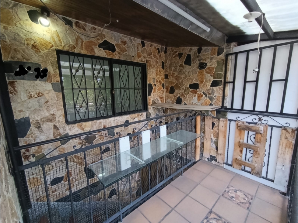VENTA CASA BELLO SANTA ANA -CERCA AL CENTRO COMERCIAL FABRICATO — foto 5
