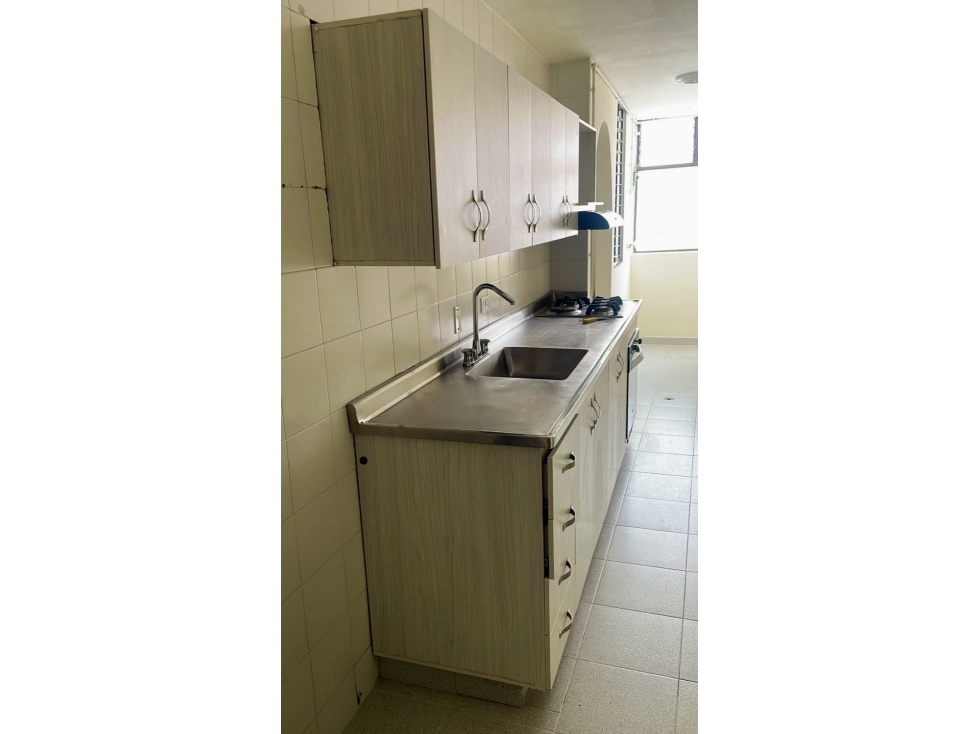 VENTA APARTAMENTO ÁREA M2 109 UBICACIÓN PRIVILEGIADA CALASANZ — foto 2