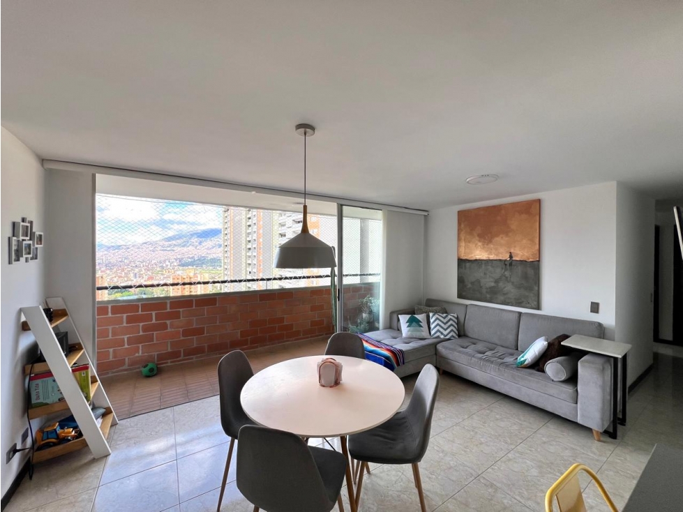 Venta Apartamento en Loma de los Bernal, Piso alto | 89 m² | — foto 4