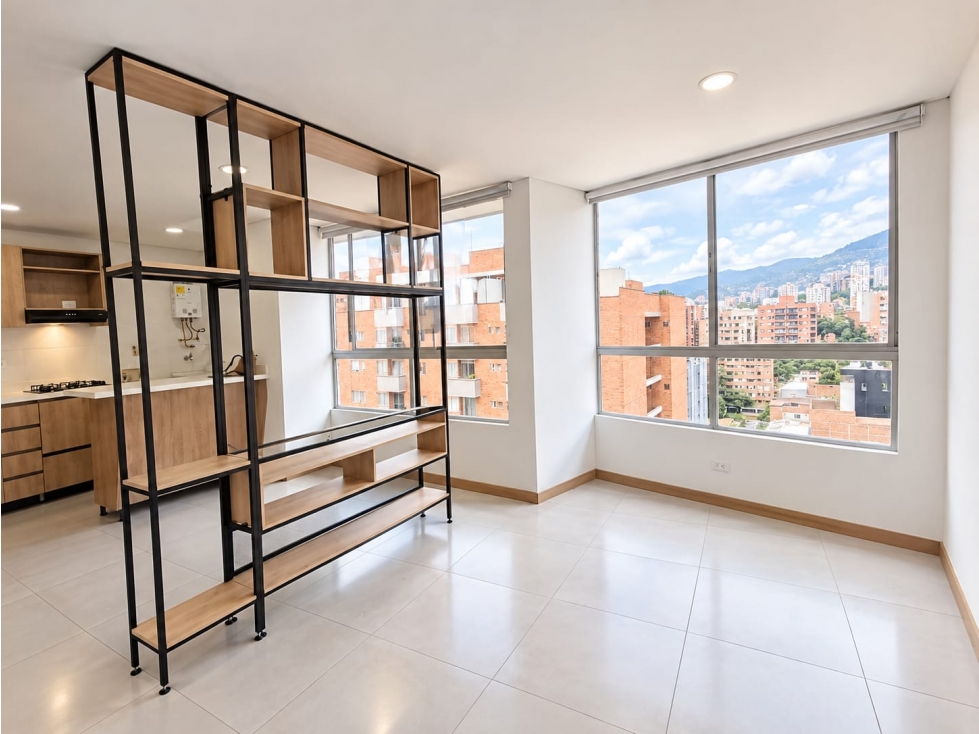 APARTAESTUDIO DE INVERSIÓN /LICENCIA PARA RENTAS CORTAS-JACUZZY+GYM+