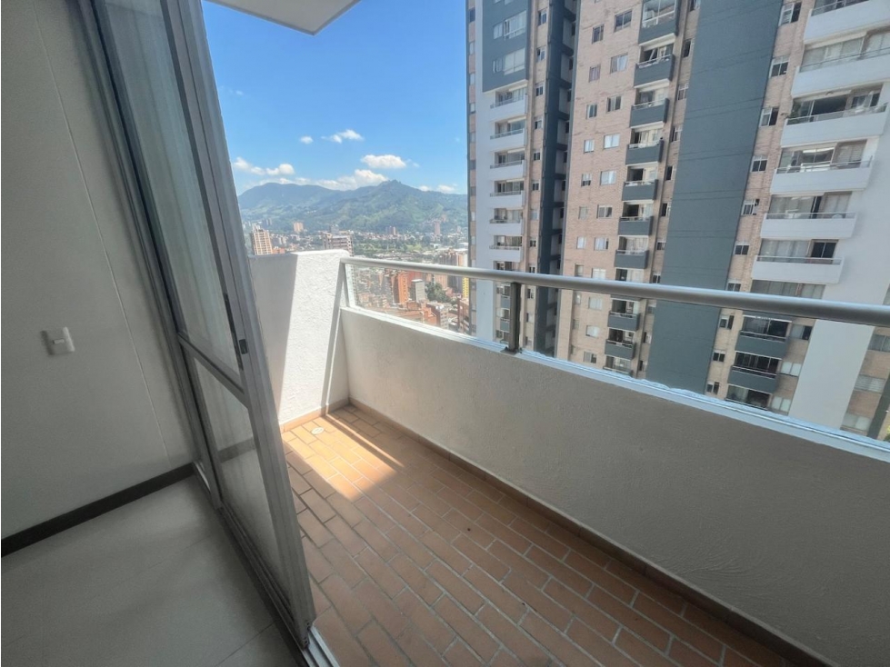 Venta Apartamento Piso alto con excelente iluminación - Sabaneta — foto 4