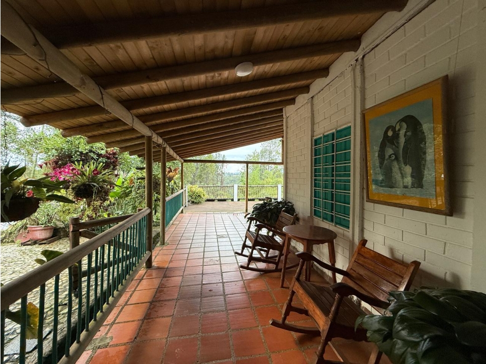 Venta de finca en Guarne con un entorno natural privilegiado — foto 6
