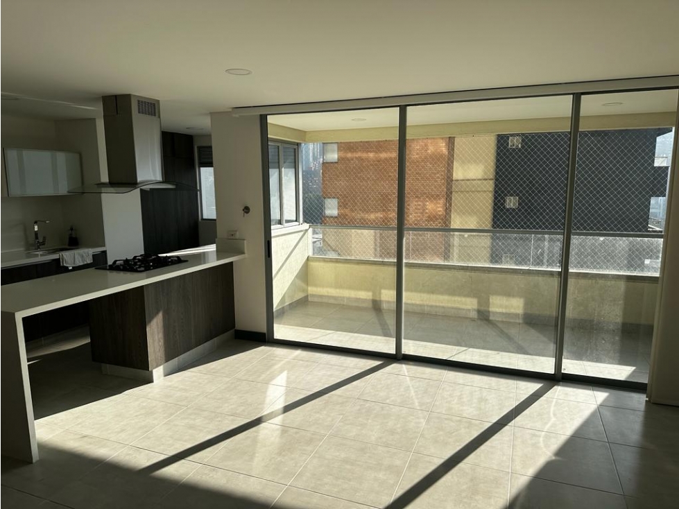 Apartamento en Venta Ciudad del Río, Medellín - 2