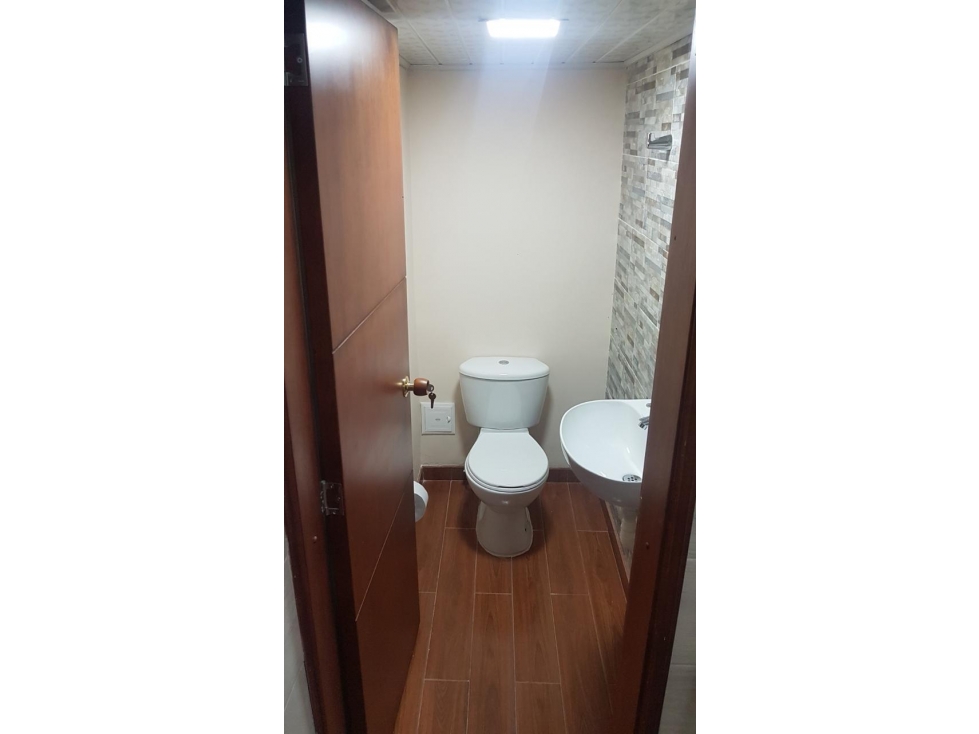 ARRIENDO LOCAL CHAPINERO BOGOTA - 3