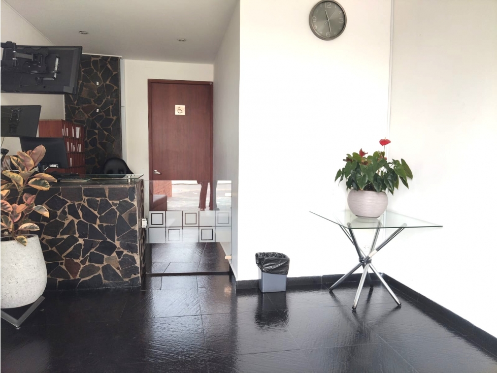 EN VENTA OFICINA CONSULTORIO PUENTE LARGO BOGOTA — foto 3