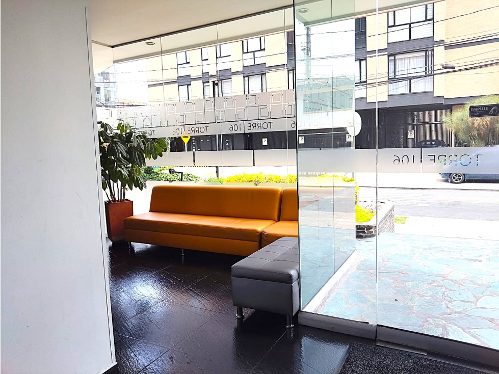 EN VENTA OFICINA CONSULTORIO PUENTE LARGO BOGOTA — foto 4