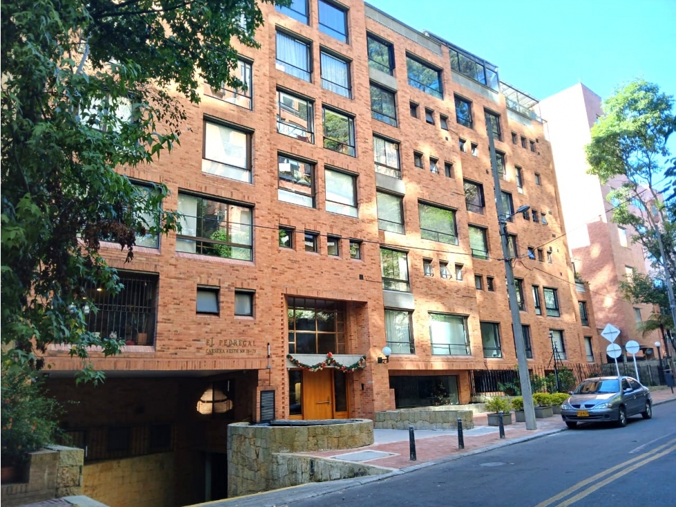EN VENTA APARTAMENTO DUPLEX ROSALES BOGOTÁ
