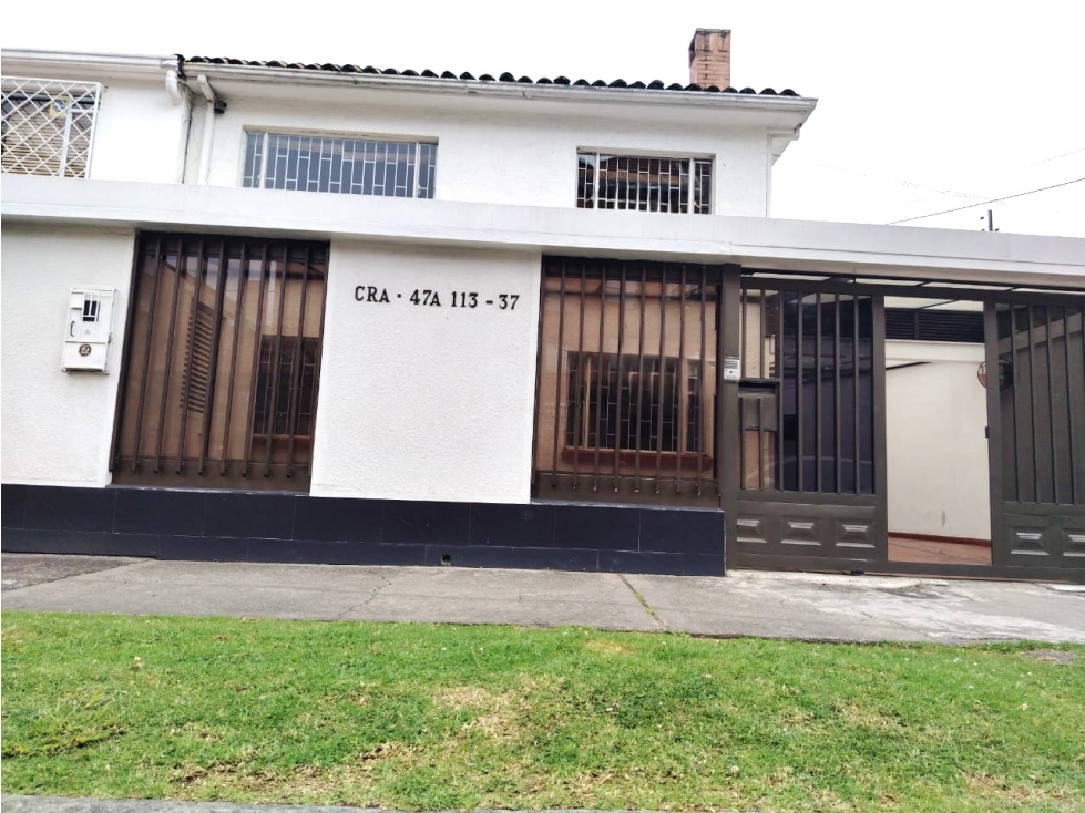 CASA EN VENTA LA ALHAMBRA, BOGOTÁ