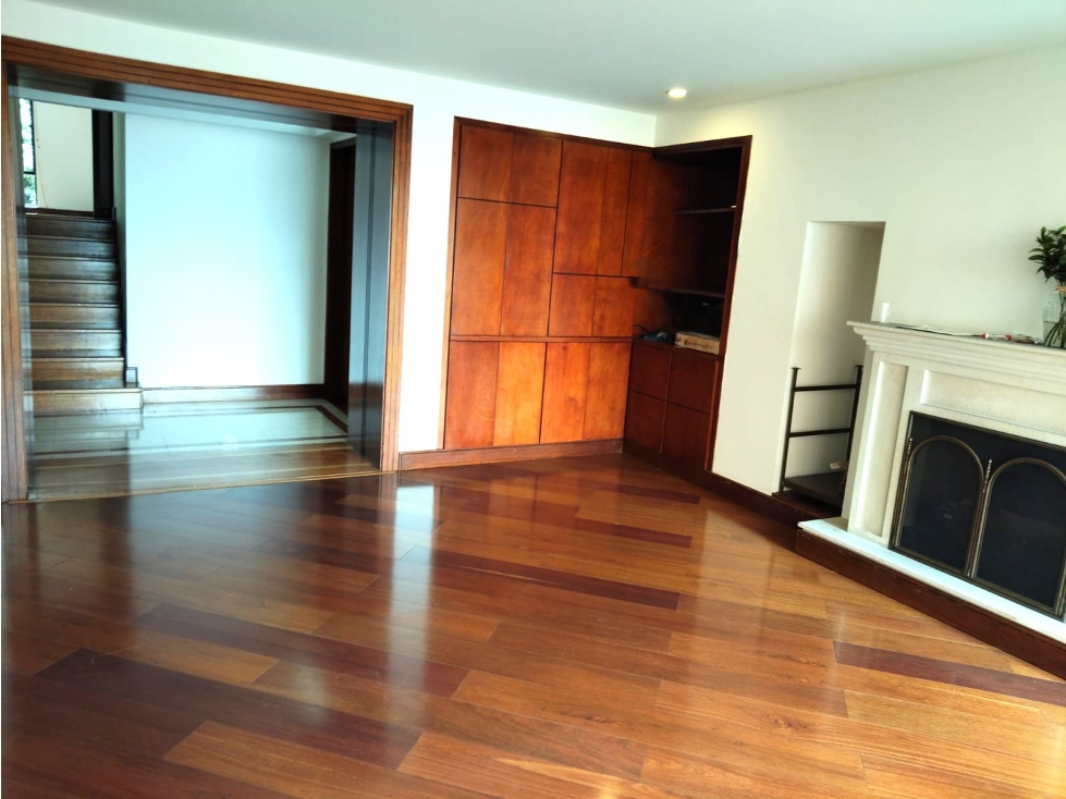 EN VENTA APARTAMENTO DUPLEX ROSALES BOGOTÁ — foto 4