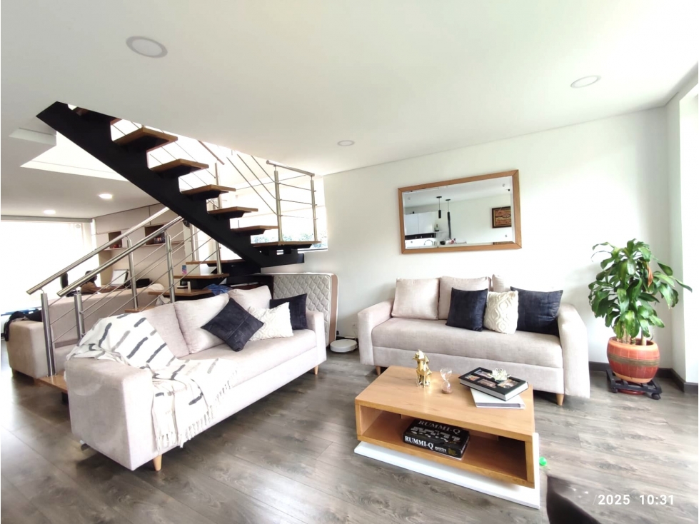 CASA EN VENTA CERCA DE PIEDRA, CHIA