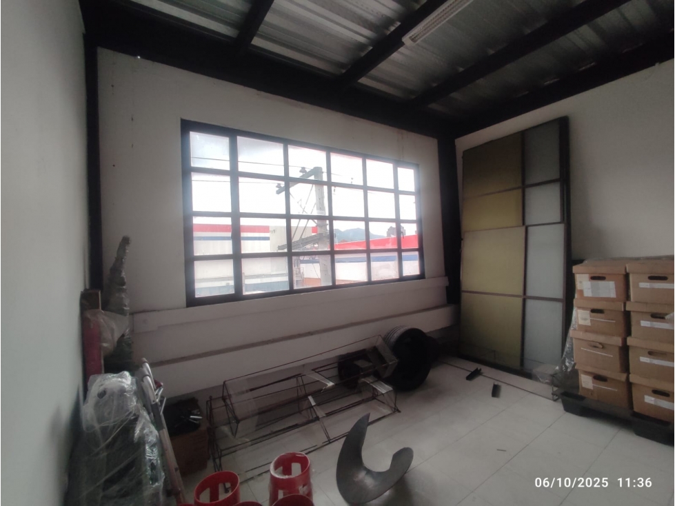 EN VENTA BODEGA PENSILVANIA BOGOTA — foto 5