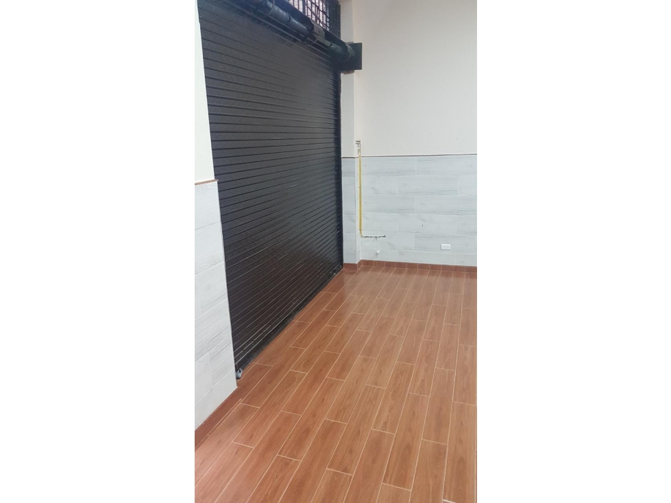 ARRIENDO LOCAL CHAPINERO BOGOTA - 1