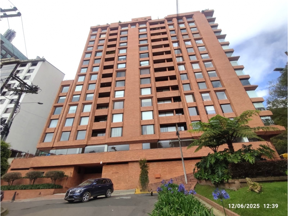 APARTAMENTO EN VENTA EL CHICO, BOGOTÁ