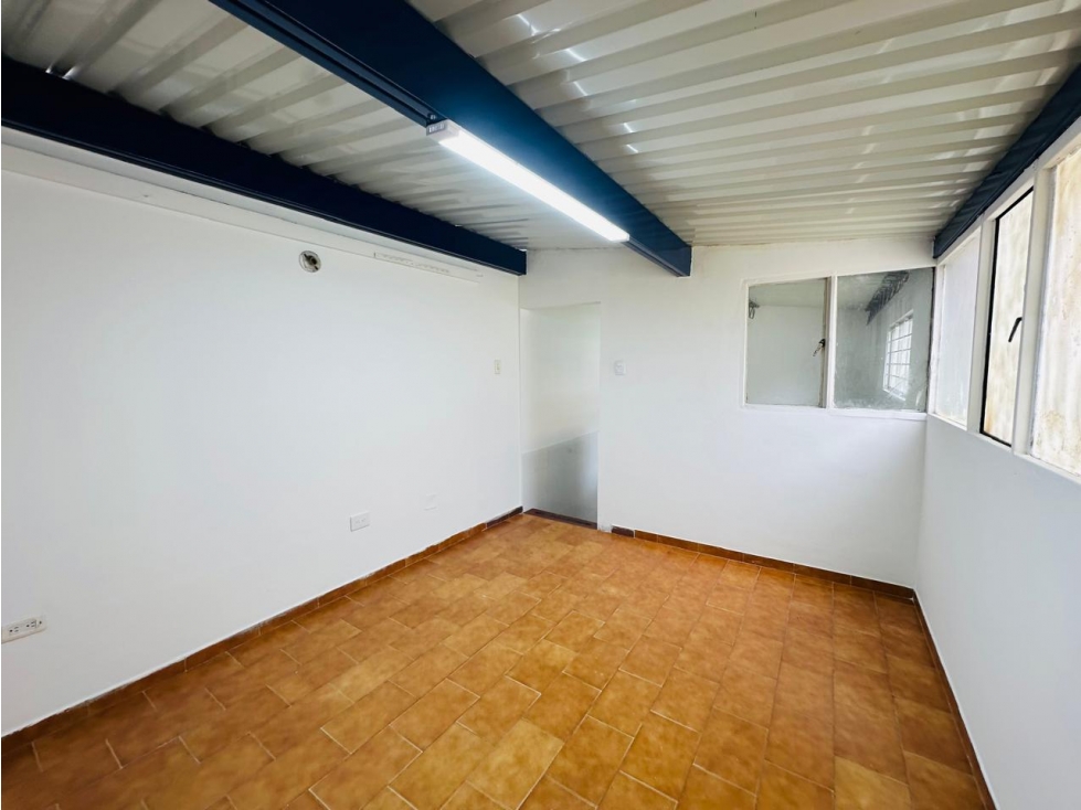ARRIENDO LOCAL COMERCIAL SANTA BARBARA ORIENTAL BOGOTÁ — foto 2