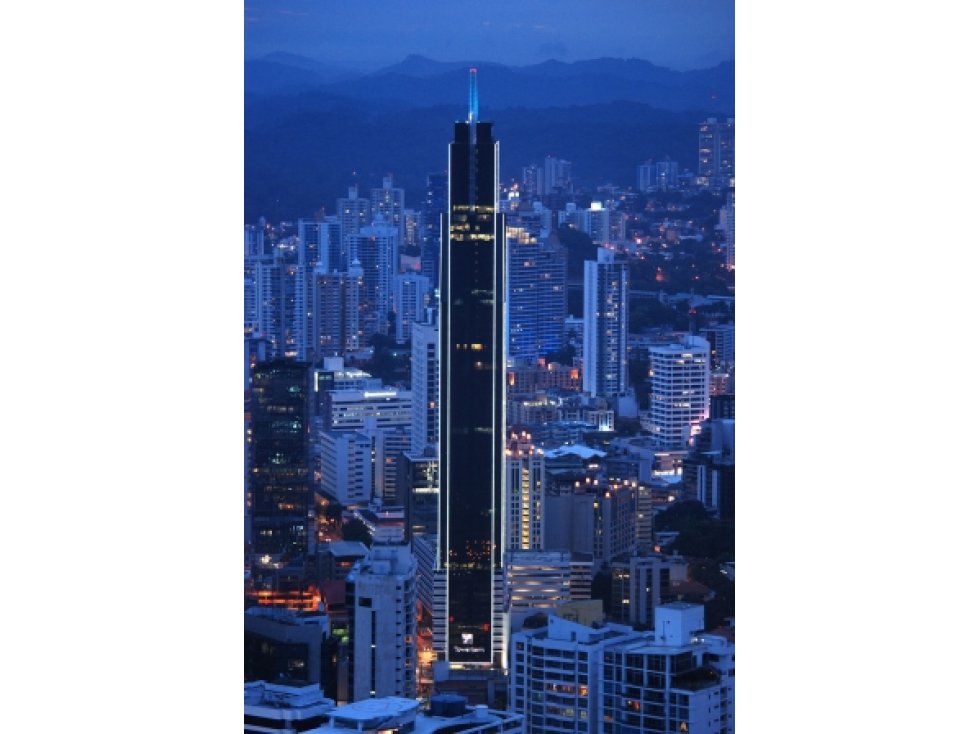 VENTA DE LOCALES - TOWER FINANCIAL CENTER-562M2