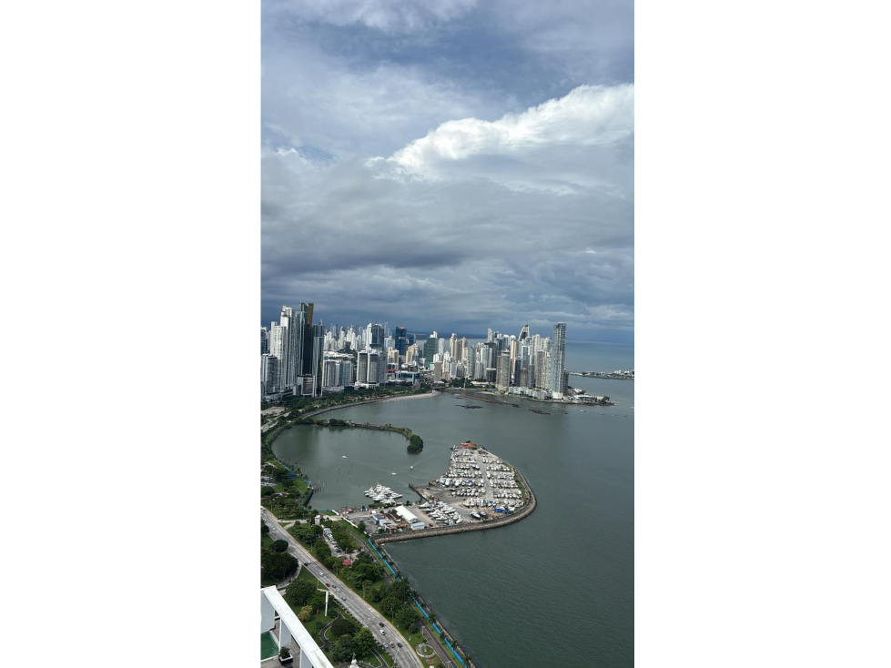 APARTAMENTO EN PH RIVAGE AVENIDA BALBOA -PISO 51