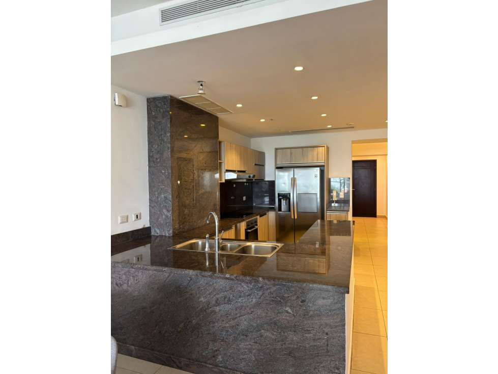 APARTAMENTO EN PH RIVAGE- AVENIDA BALBOA -PISO 4 — foto 5