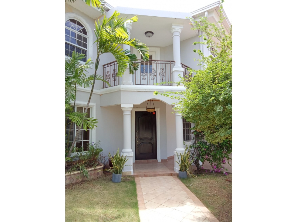 CASA EN COSTA BAY