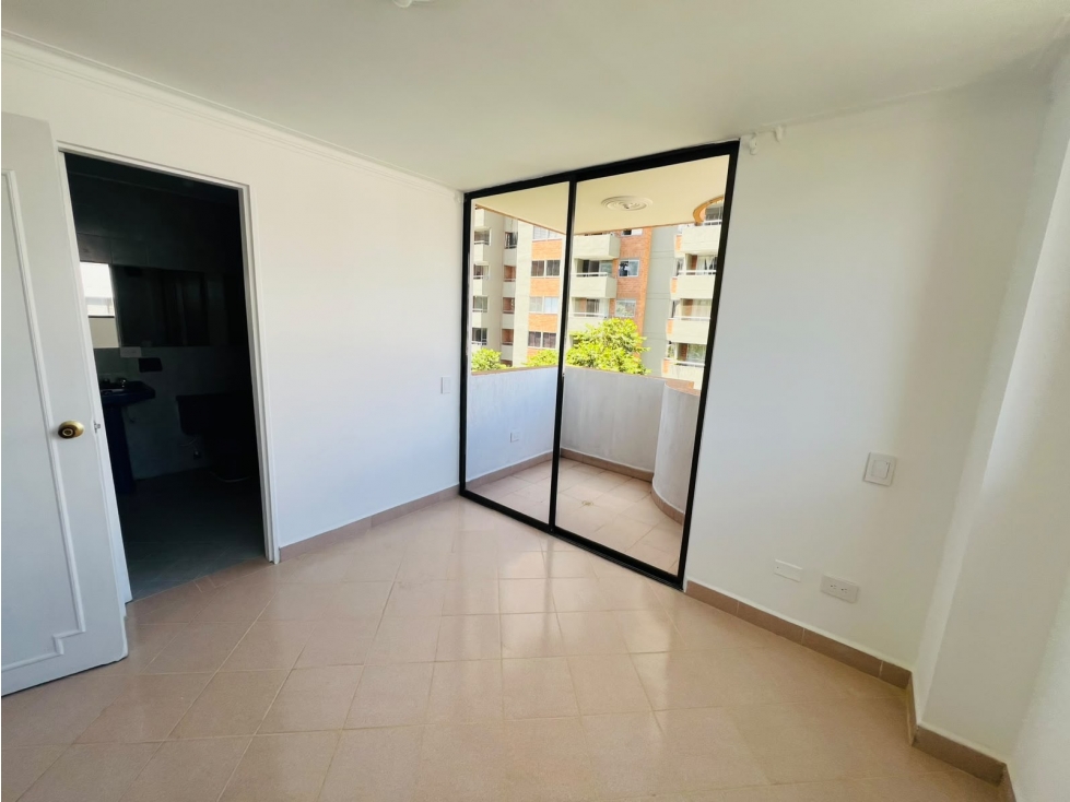 Arriendo apartamento Los Colores Medellin — foto 2