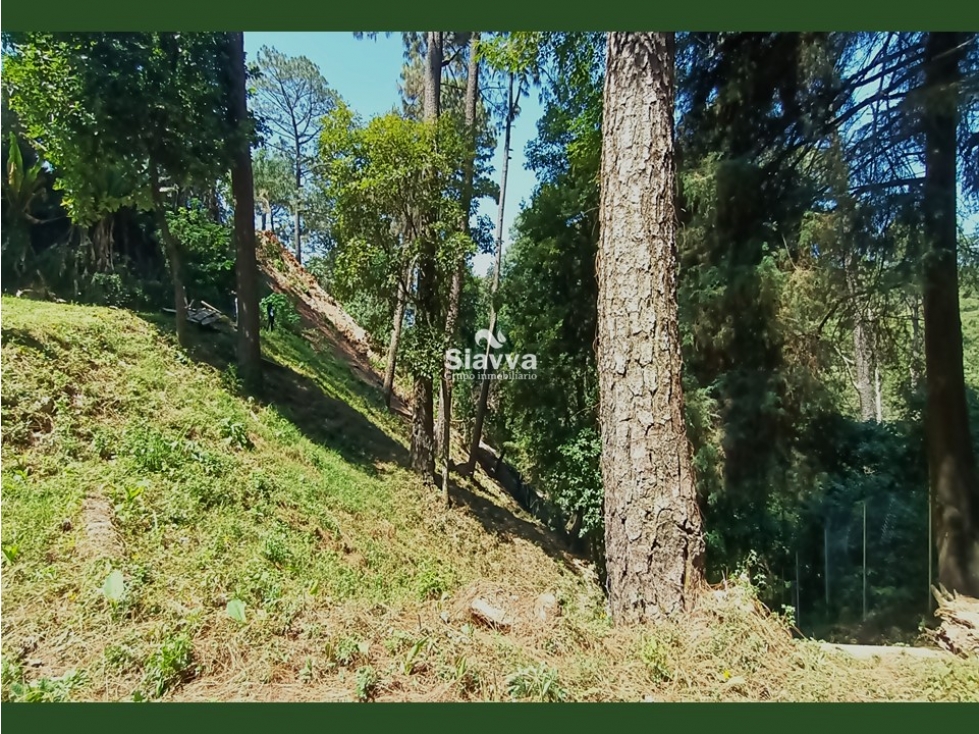 TERRENO EN VENTA, CIRCUITO AVÁNDARO, VALLE DE BRAVO