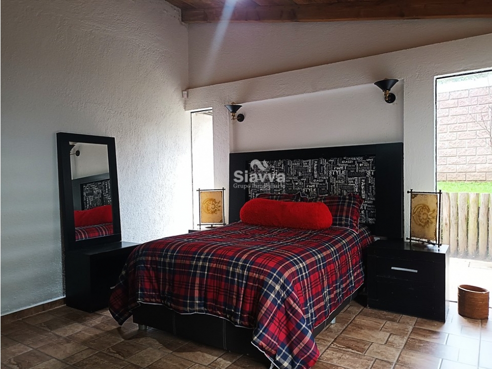 CASA EN RENTA EN AVANDARO CON AMPLIO JARDIN — foto 6